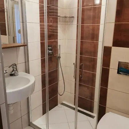 Osrodek Wczasowy Tryton Guest house *